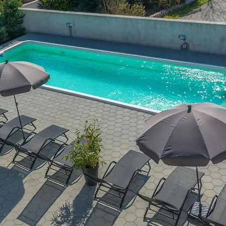 Royal Choice With Pool Apartamento *
