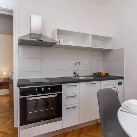 Apartment Royal Choice With Pool *