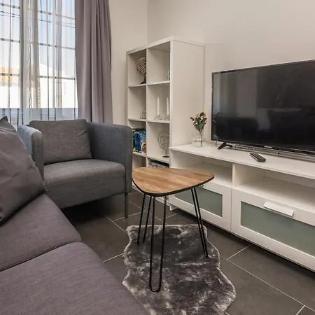 Royal Choice With Pool Apartamento *