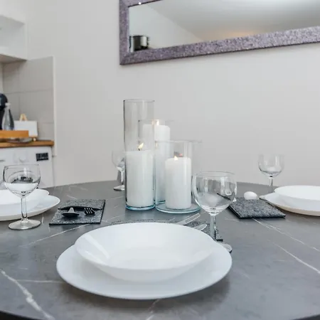 Royal Choice With Pool Apartamento Zadar