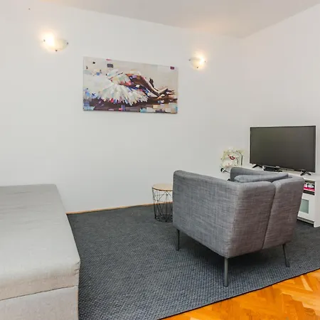 Royal Choice With Pool Apartamento