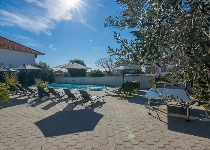 Royal Choice With Pool Apartmán Zadar