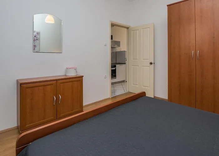 Апартаменты Royal Choice With Pool