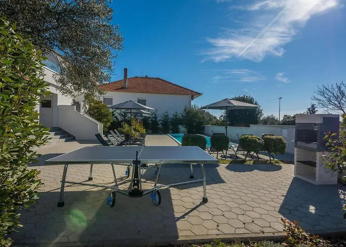 Апартаменты Royal Choice With Pool