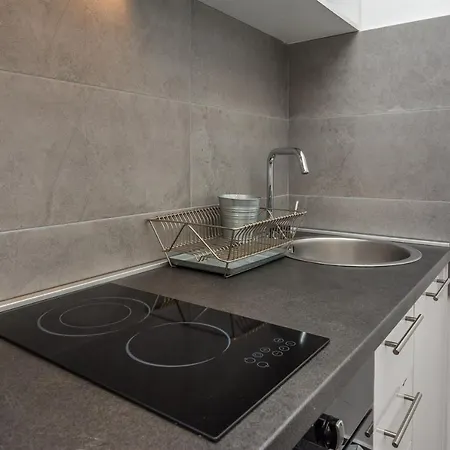 Royal Choice With Pool Apartament
