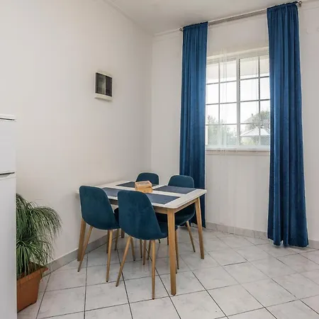 Royal Choice With Pool *