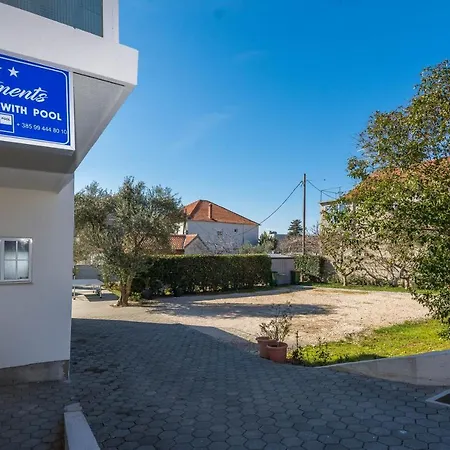 Royal Choice With Pool *