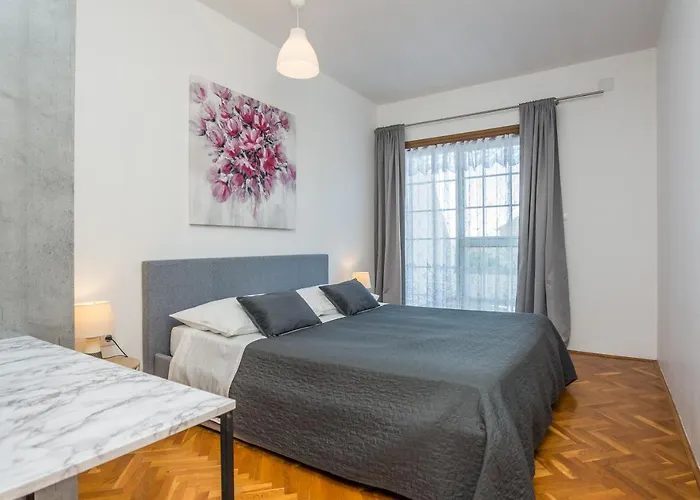 Royal Choice With Pool *